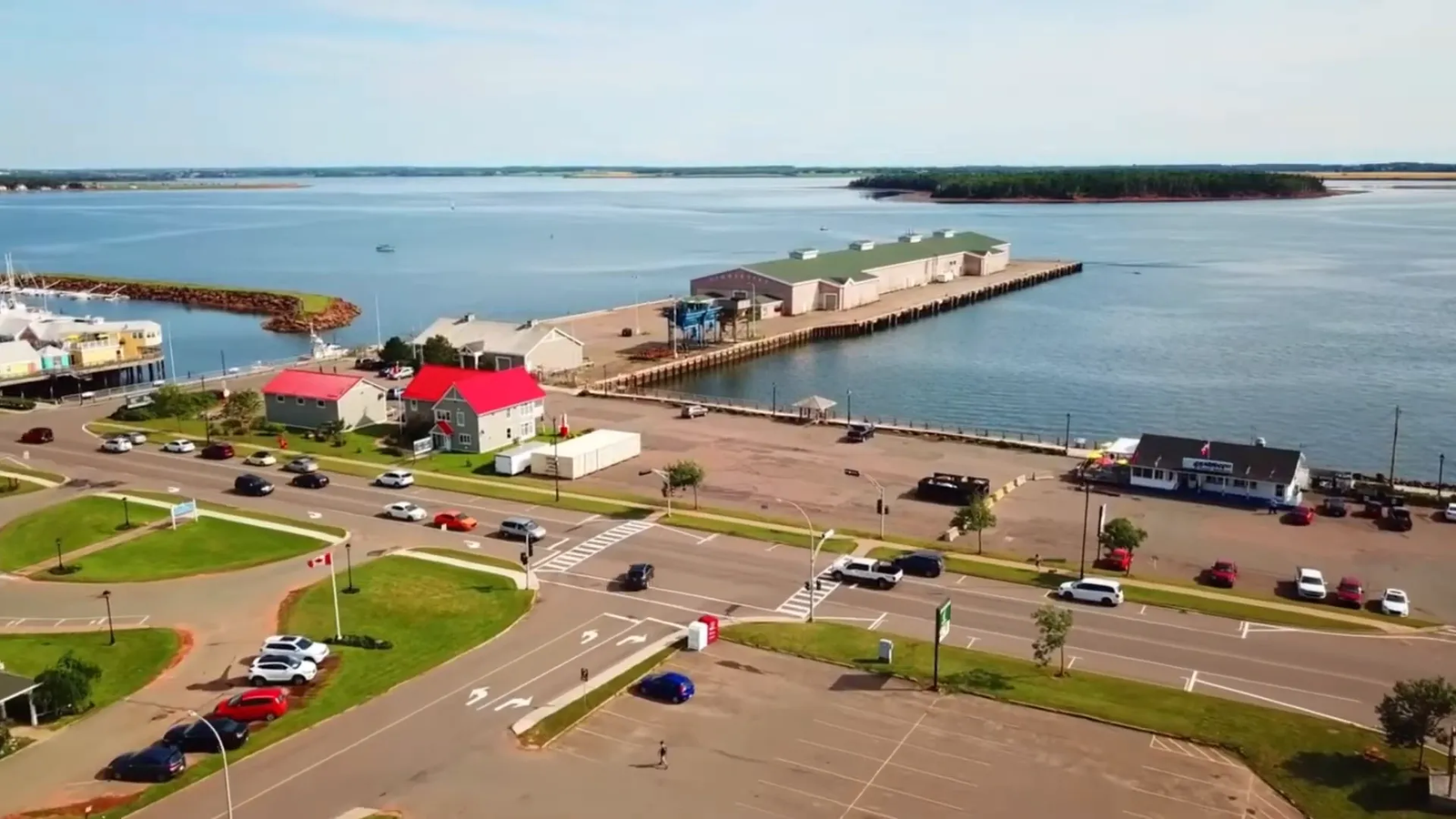 Boardwalk and beach scenery in Summerside